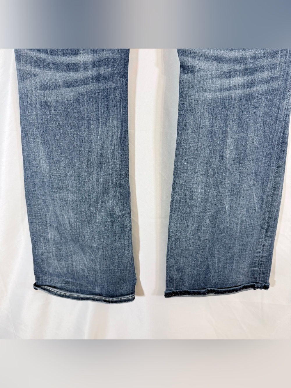 Vigoss “Chelsea Boot Cut” Mid Rise Jeans 
Size 9/10 - Picture 6 of 16